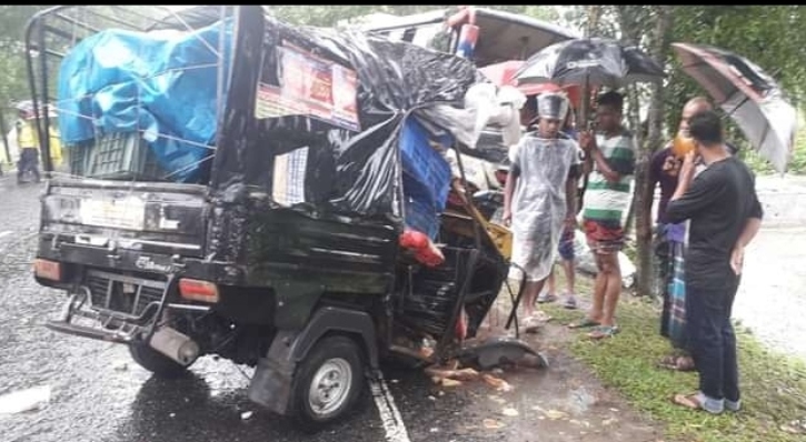 পঞ্চগড়ে বাসের ধাক্কায় থ্রিহুইলারের চালক নিহত